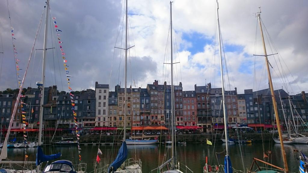 La Cabane Du Pecheur Honfleur Exterior foto